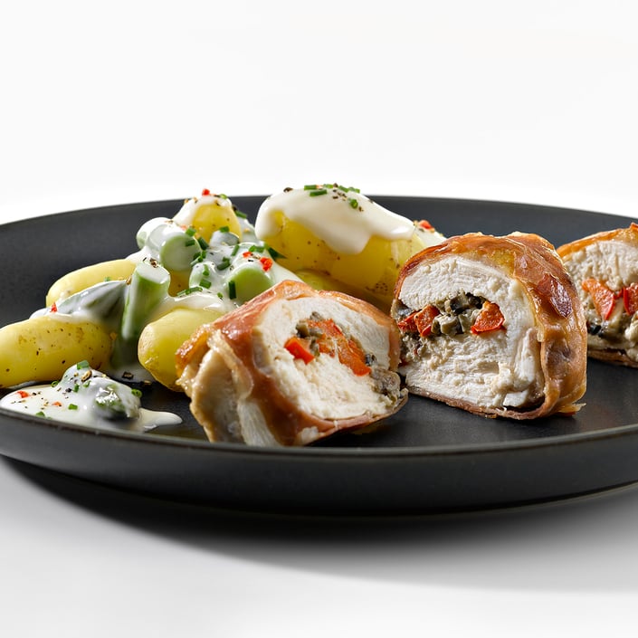 Fyldt kyllingebryst med chili sauce