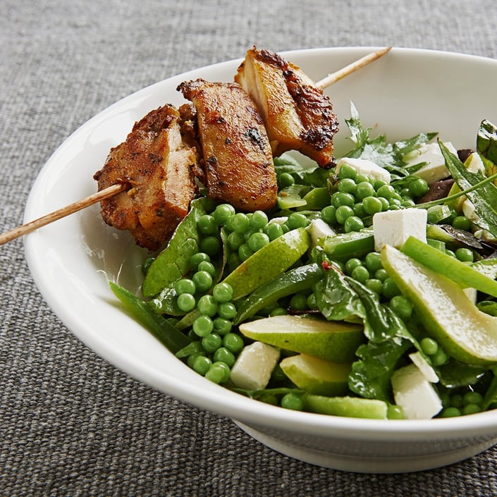 Marineret salat med karryspyd