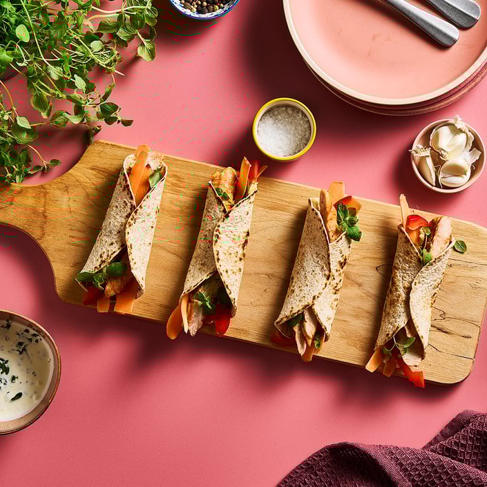 Wraps med BBQ inderfilet og hummus