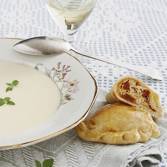 Blomkålssuppe med kyllingebrød